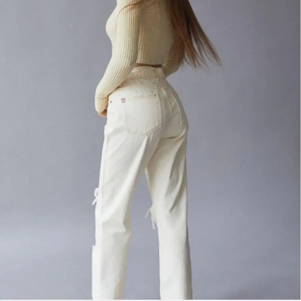 BDG Urban Outfitters Distressed Cowboy Jean Cream White Wide Leg Size 30